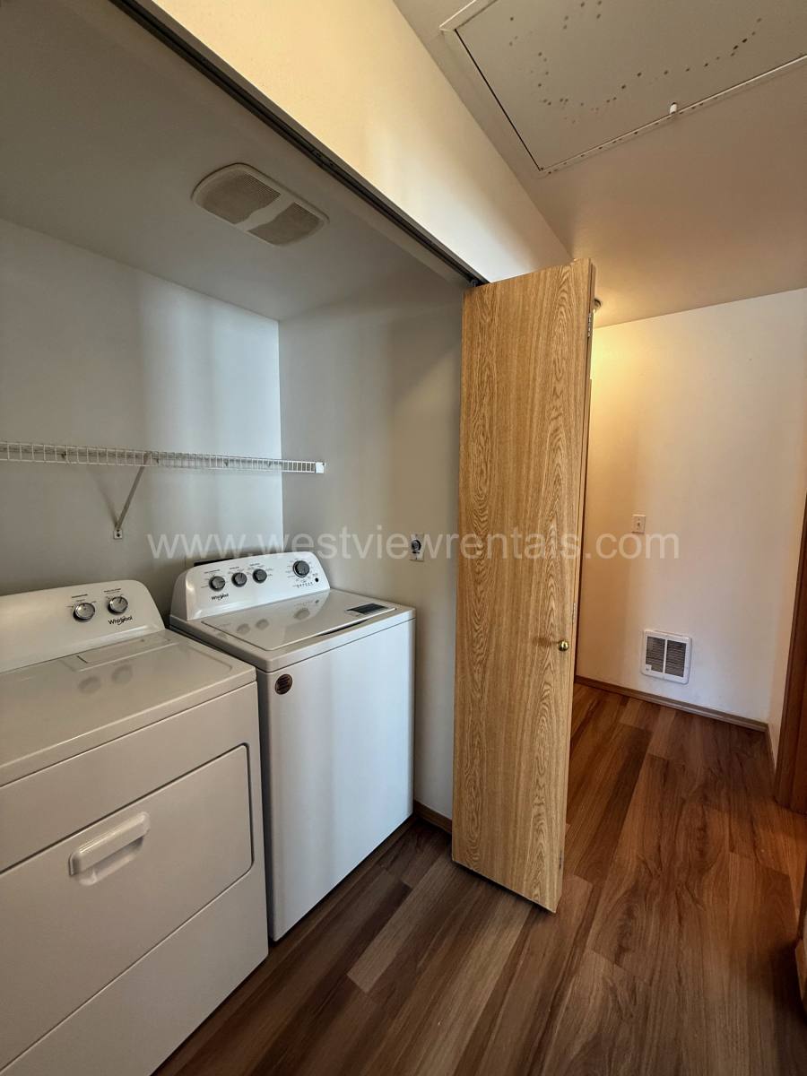 Apartment for rent at 524 32nd St #404, Bellingham, WA 98225