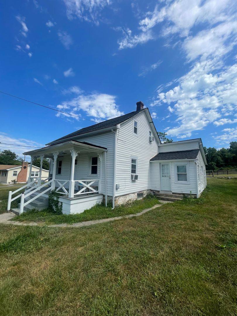 House for rent at 21328 Mount Lena Rd, Boonsboro, MD 21713