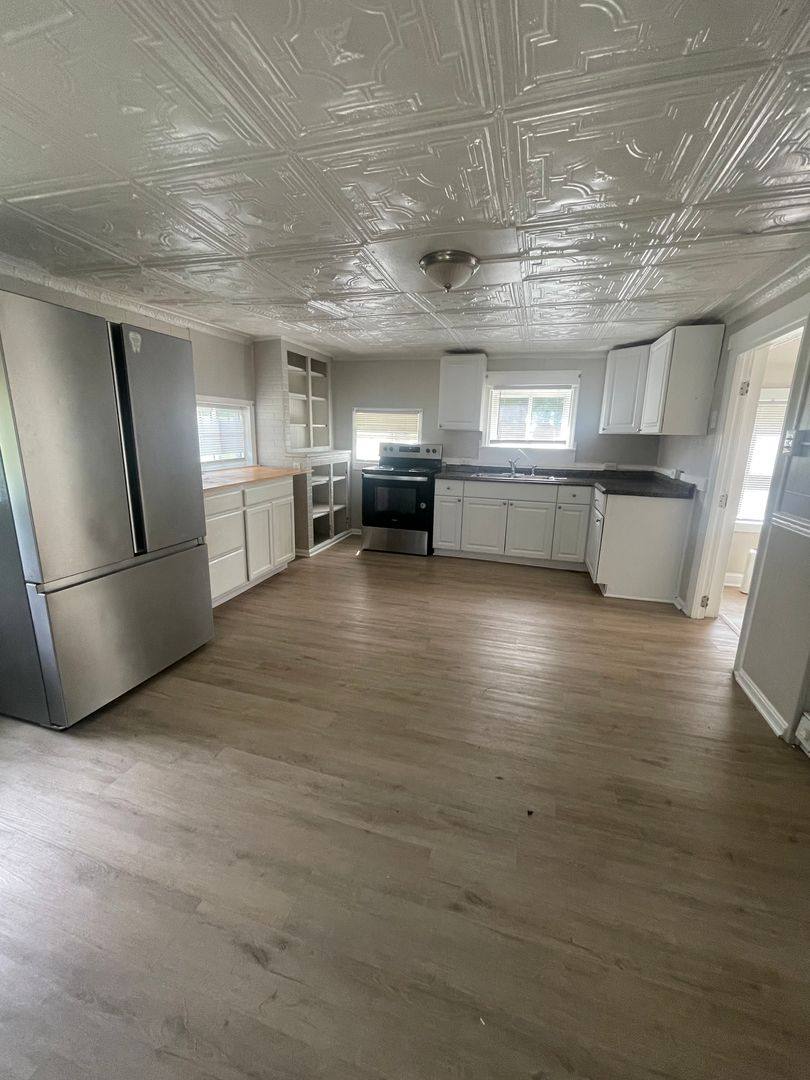 House for rent at 21328 Mount Lena Rd, Boonsboro, MD 21713