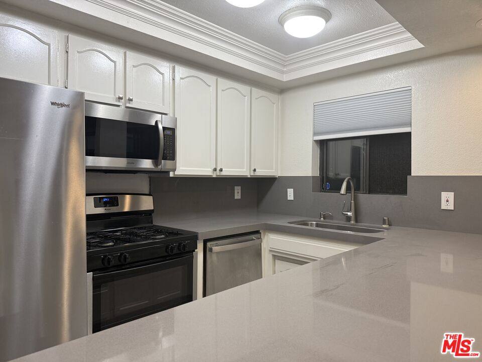 Apartment for rent at 1355 N Sierra Bonita Ave #311, Los Angeles, CA 90046