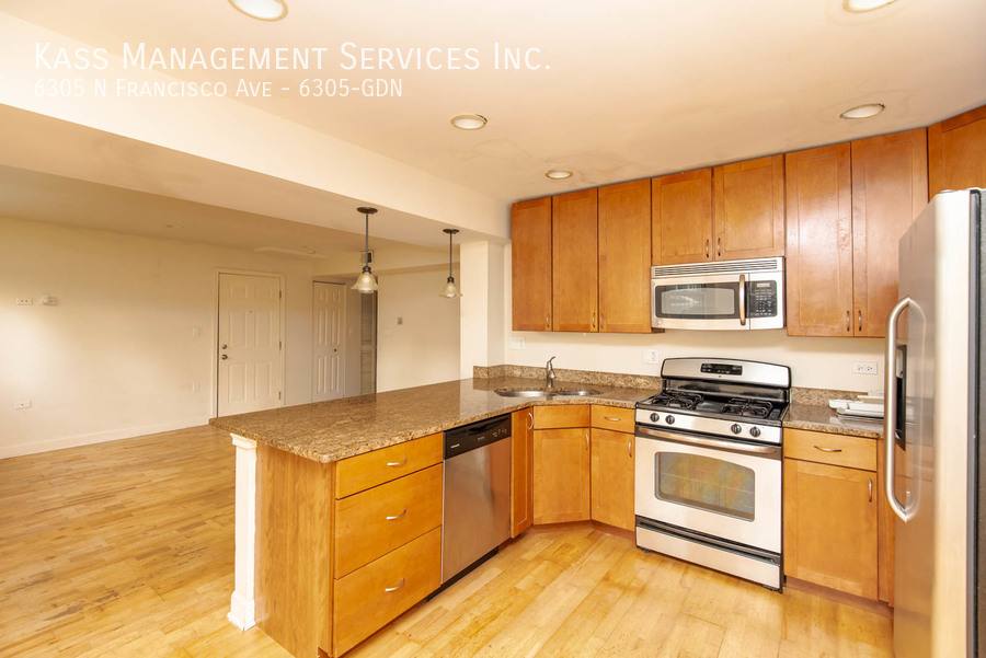 Apartment for rent at 6305 N Francisco Ave #GDN, Chicago, IL 60659
