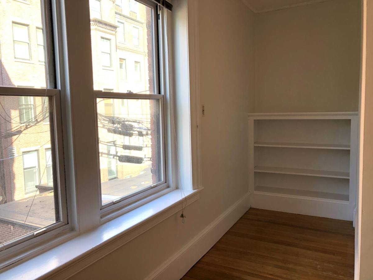 Apartment for rent at 8 Fairfield St #2, Boston, MA 02116