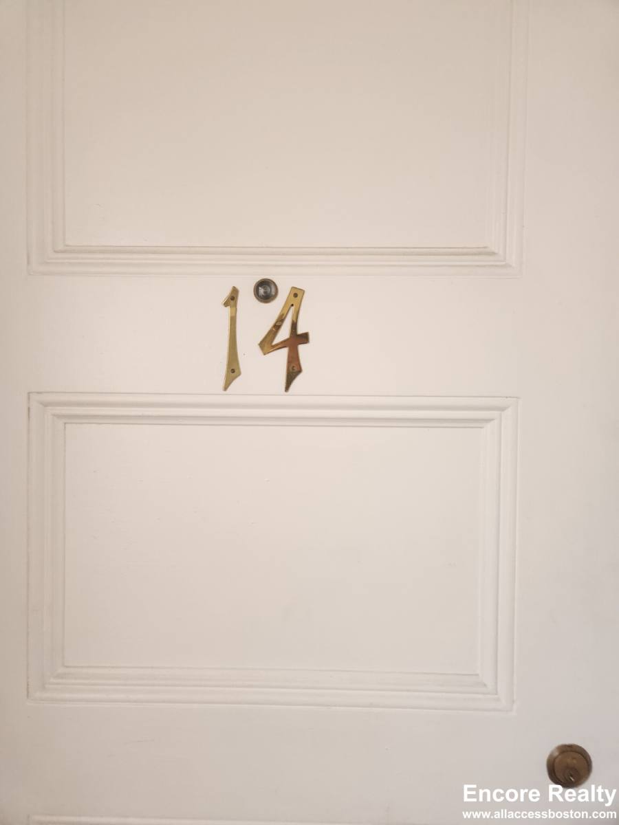 Apartment for rent at 1061 Beacon St #14, Brookline, MA 02446