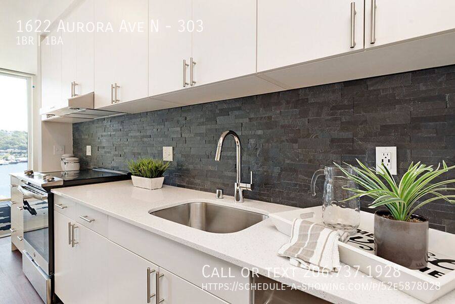 Apartment for rent at 1622 Aurora Ave N #303, Seattle, WA 98109