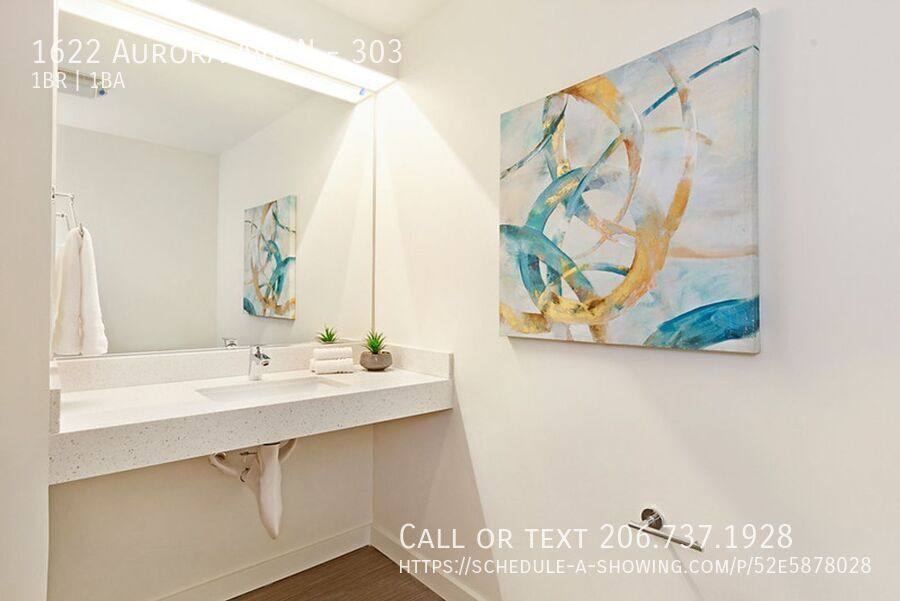 Apartment for rent at 1622 Aurora Ave N #303, Seattle, WA 98109