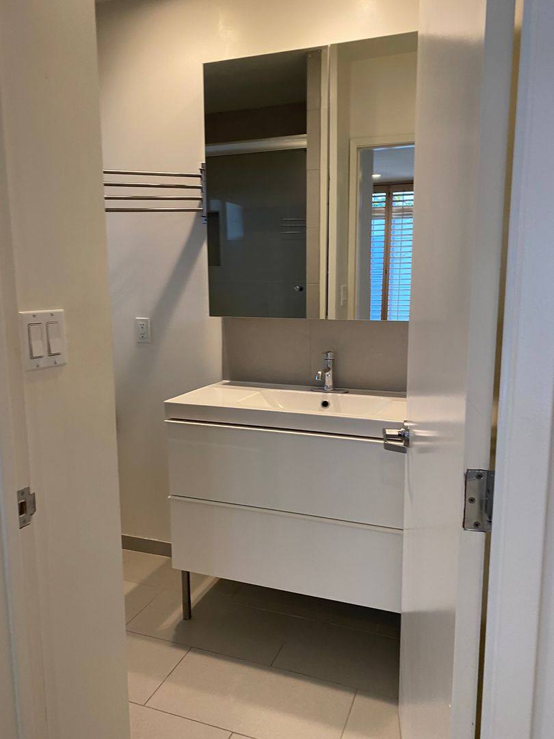 Condo for rent at 11670 Chenault St, Los Angeles, CA 90049