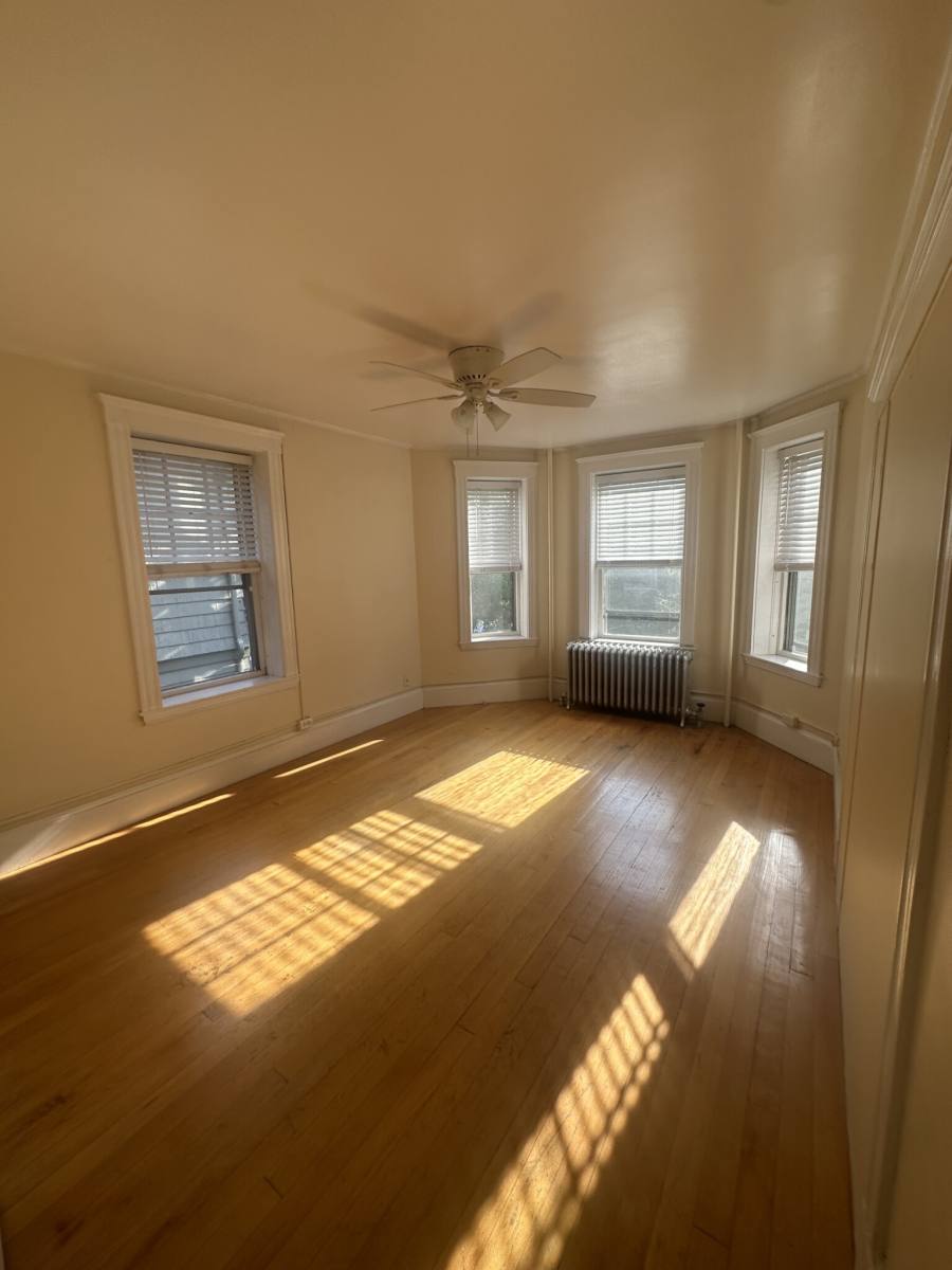 House for rent at 25 Fairfield St #5, Cambridge, MA 02140