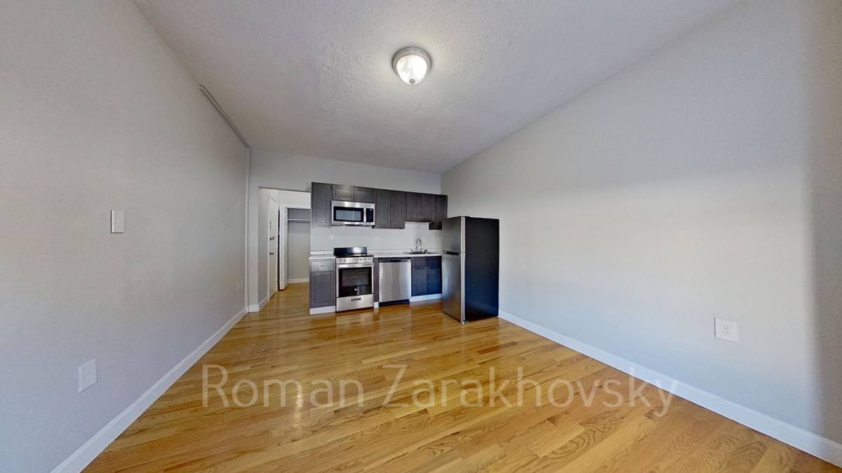 Apartment for rent at 1124 Commonwealth Ave #1Z, Allston, MA 02134