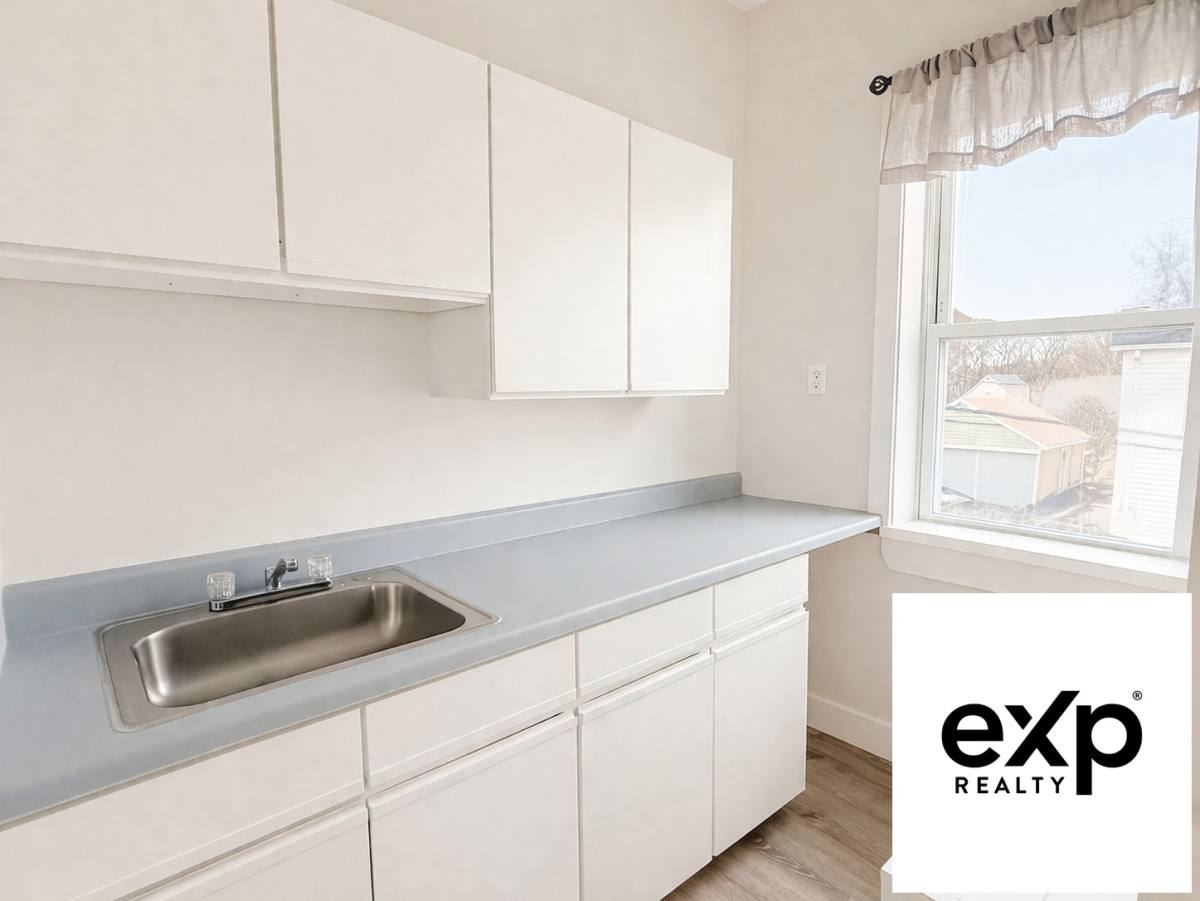 Apartment for rent at 11 Park St #3, Peabody, MA 01960