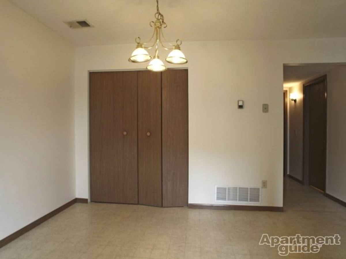 Apartment for rent at 342 Woodies Lane, Bremen, IN 46506