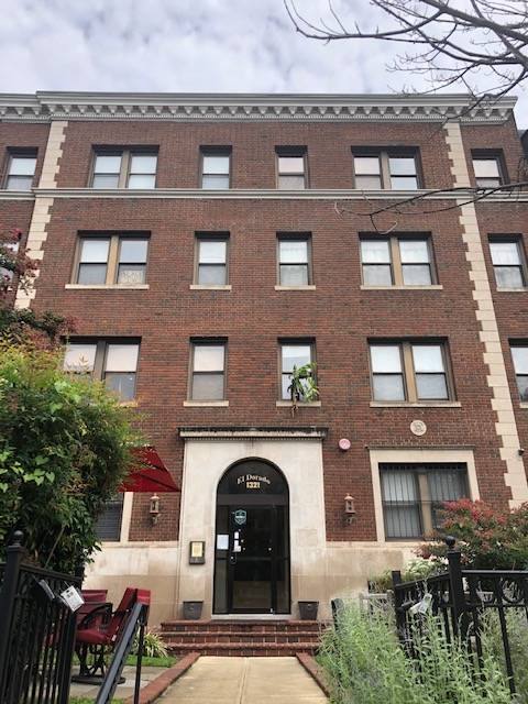 Condo for rent at 1321 Fairmont St NW, Washington, DC 20009