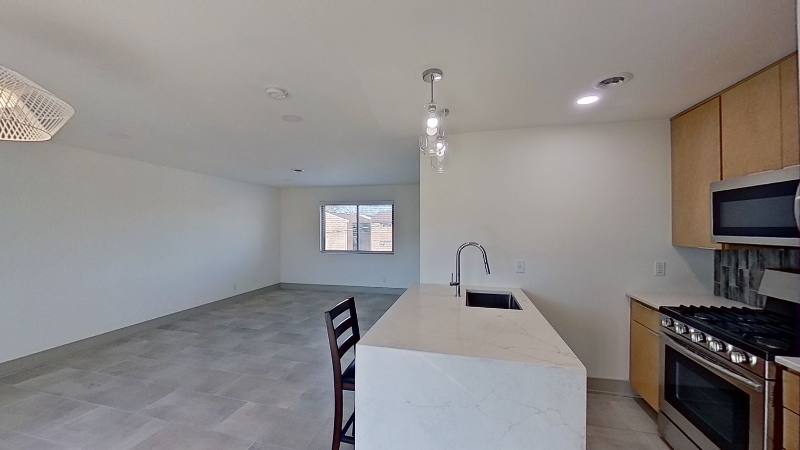 Apartment for rent at 924 10th Ave #1, Huntington, WV 25701