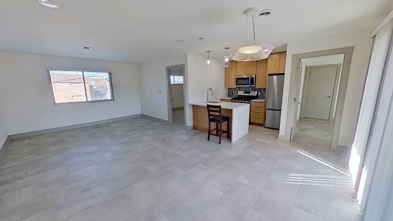 Apartment for rent at 924 10th Ave #1, Huntington, WV 25701