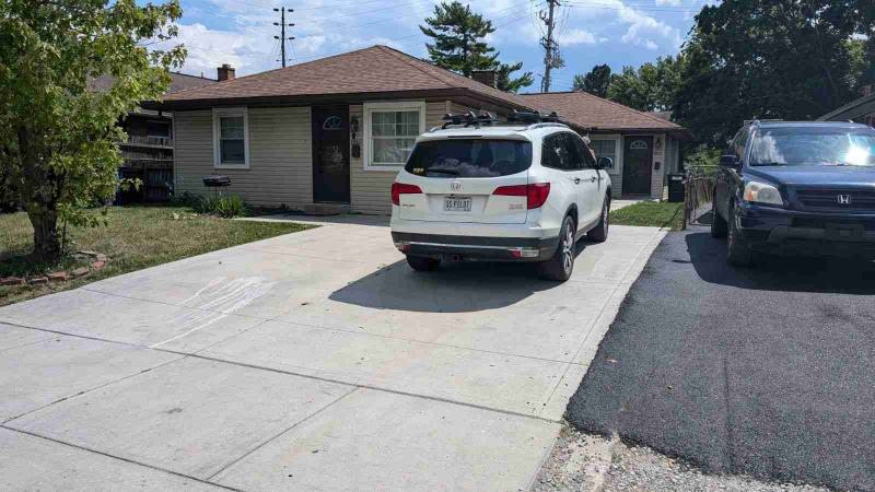 Apartment for rent at 885 E N Broadway St, Columbus, OH 43211