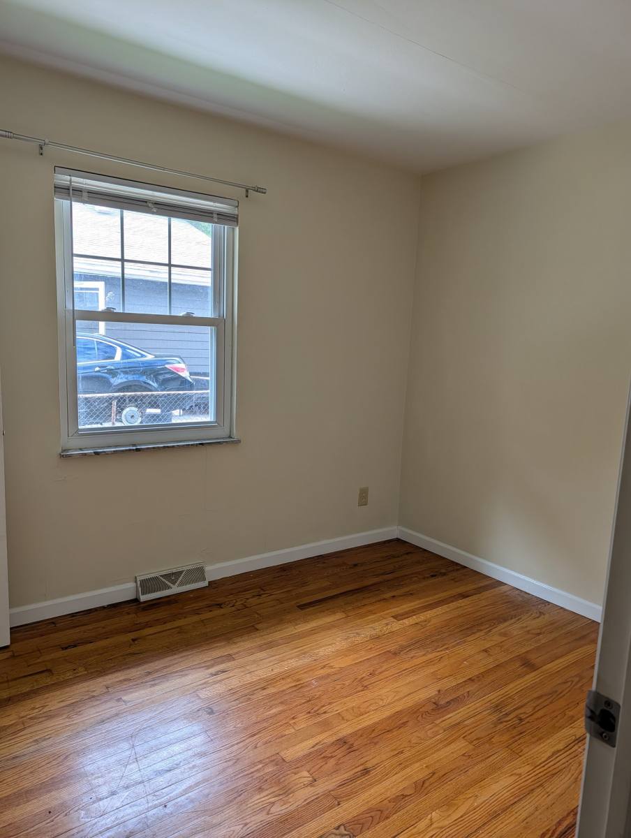 Apartment for rent at 885 E N Broadway St, Columbus, OH 43211