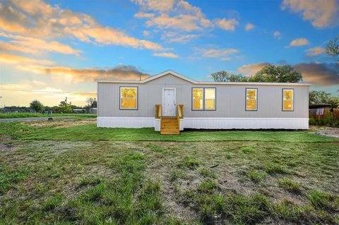 House for rent at 4321 Terri Lee Lane, Granbury, TX 76048