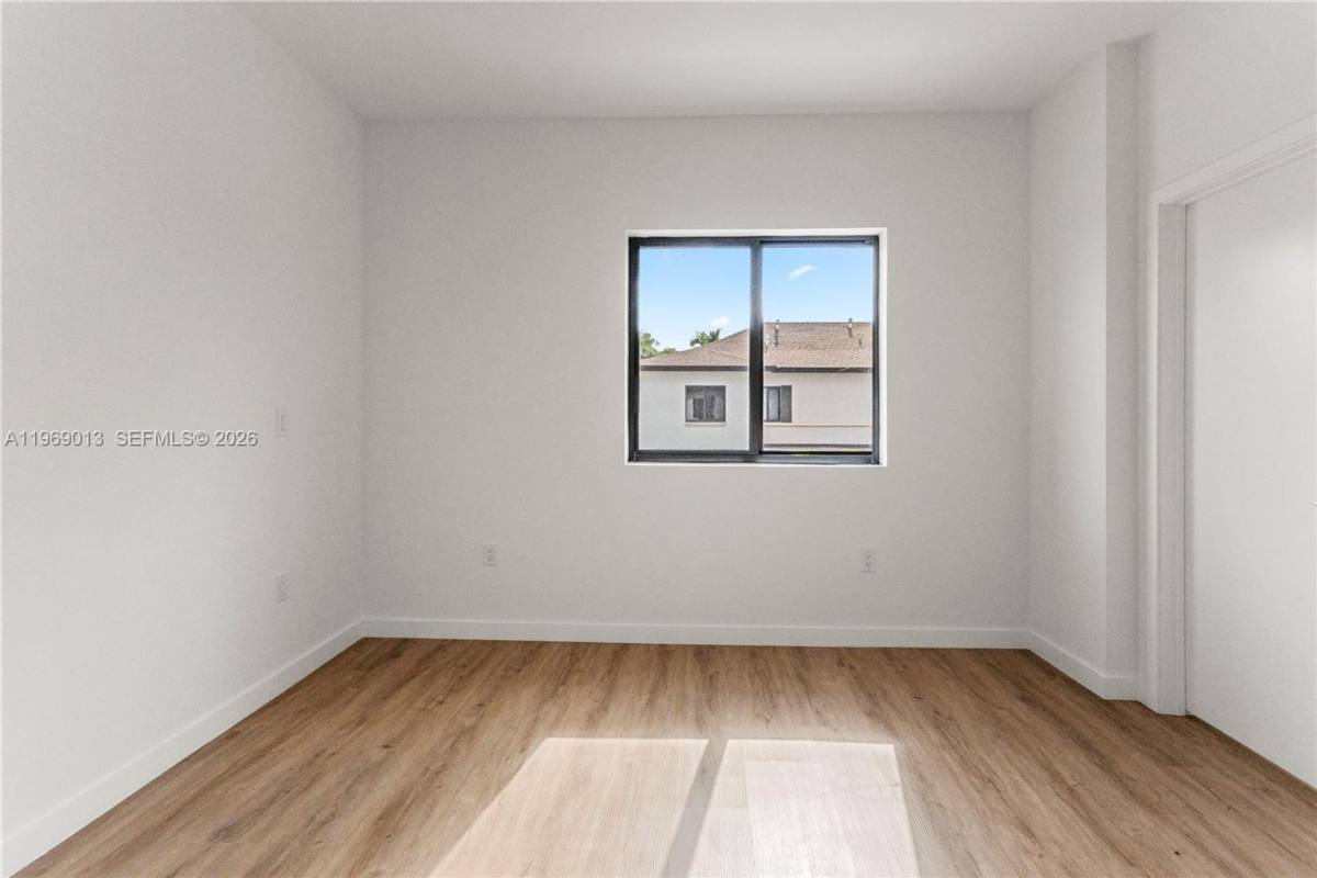 House for rent at 400 SW 1st St, Homestead, FL 33034