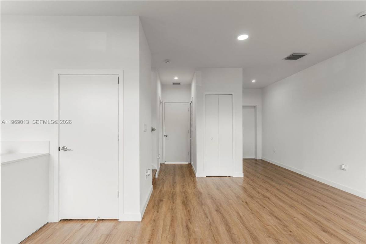 House for rent at 400 SW 1st St, Homestead, FL 33034