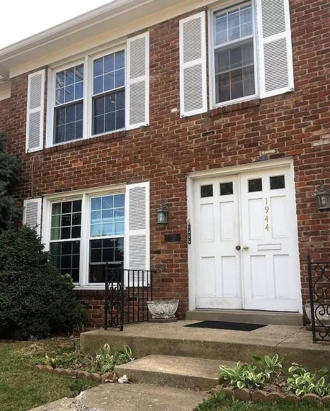 Condo for rent at 1944 Goldsmith Lane, Louisville, KY 40214