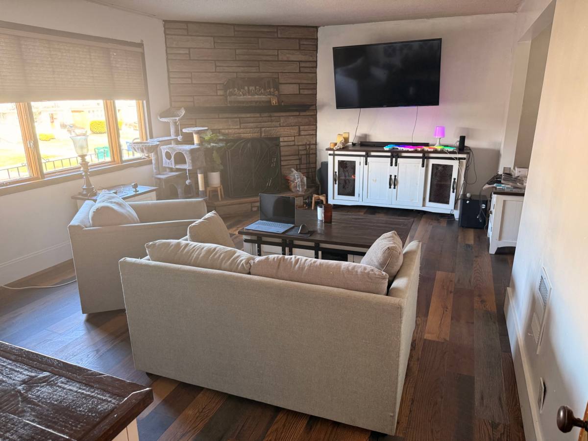 Apartment for rent at 359 Colvin Ave, Buffalo, NY 14216