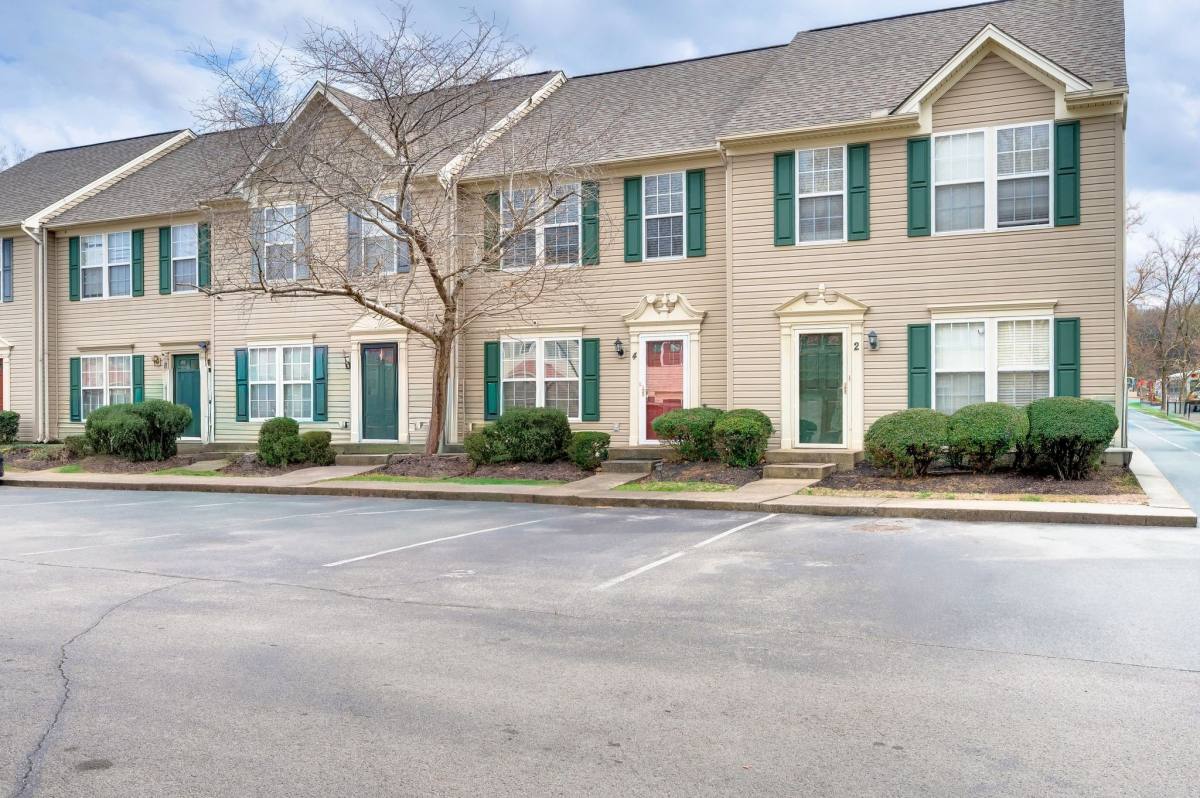 Townhouse for rent at 3401 Anderson Rd #4, Antioch, TN 37013
