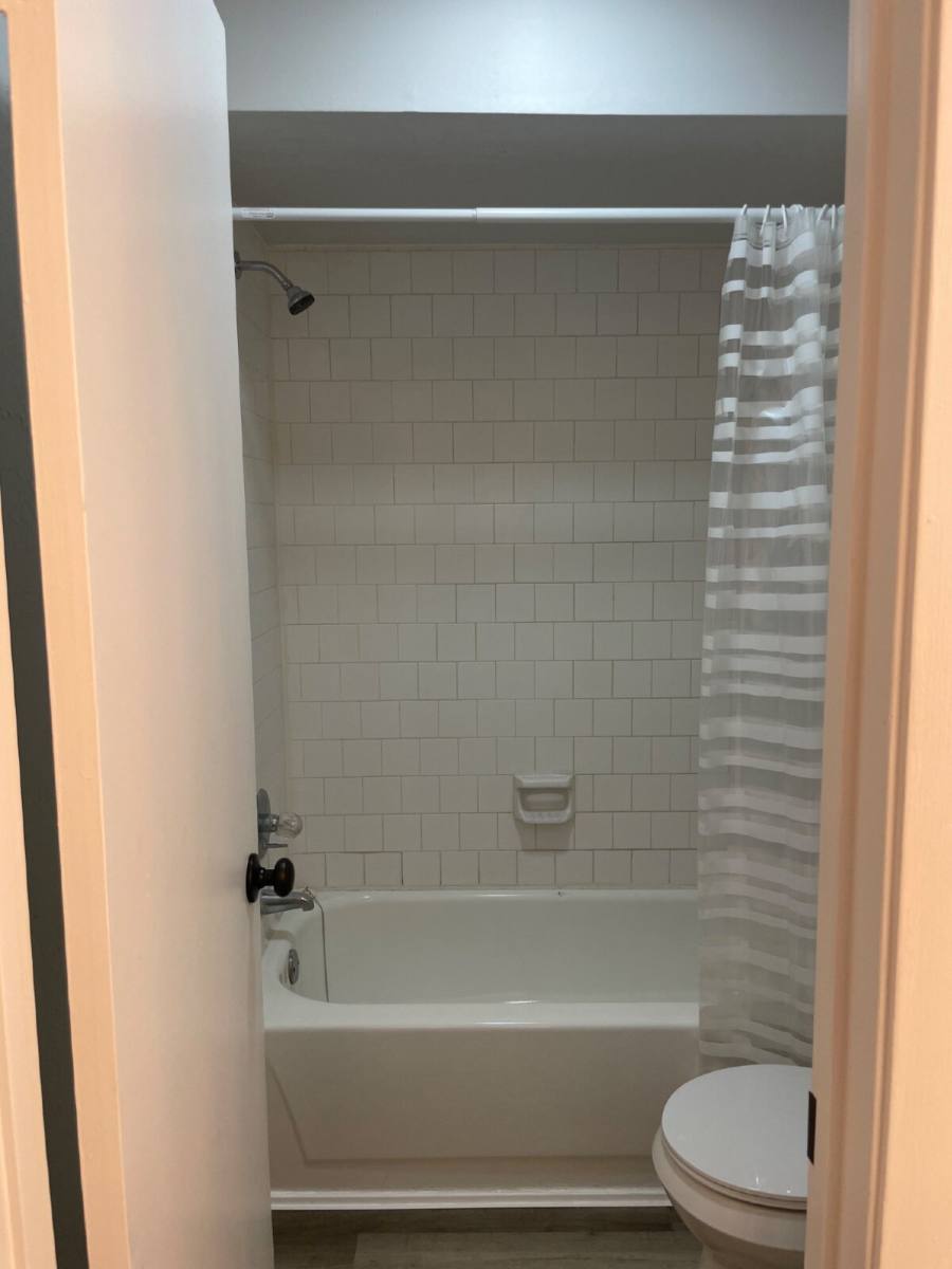 House for rent at 2 A Thunderbird Dr, Conroe, TX 77304