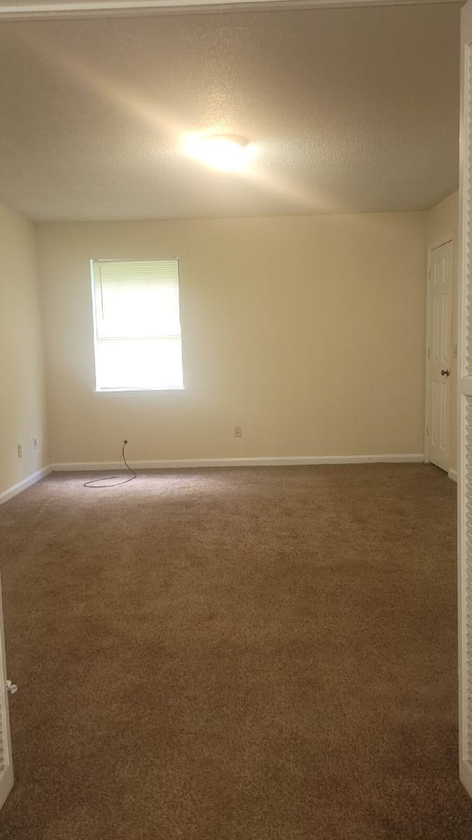 Apartment for rent at 4419 Bonnell Dr NW #5, Huntsville, AL 35816