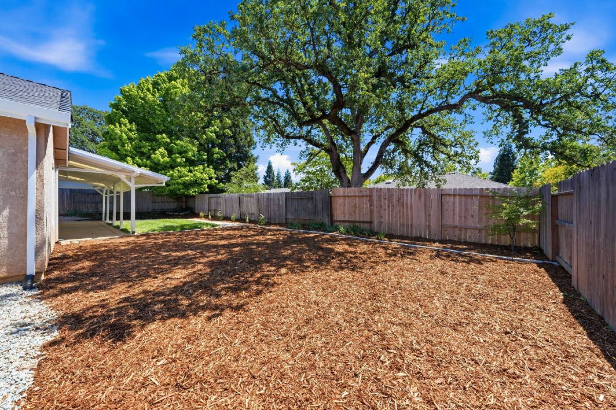 House for rent at 6245 Gold Hills Court, Redding, CA 96003