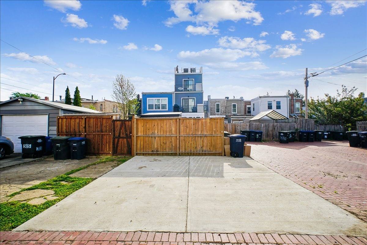 Condo for rent at 329 16th St SE, Washington, DC 20003
