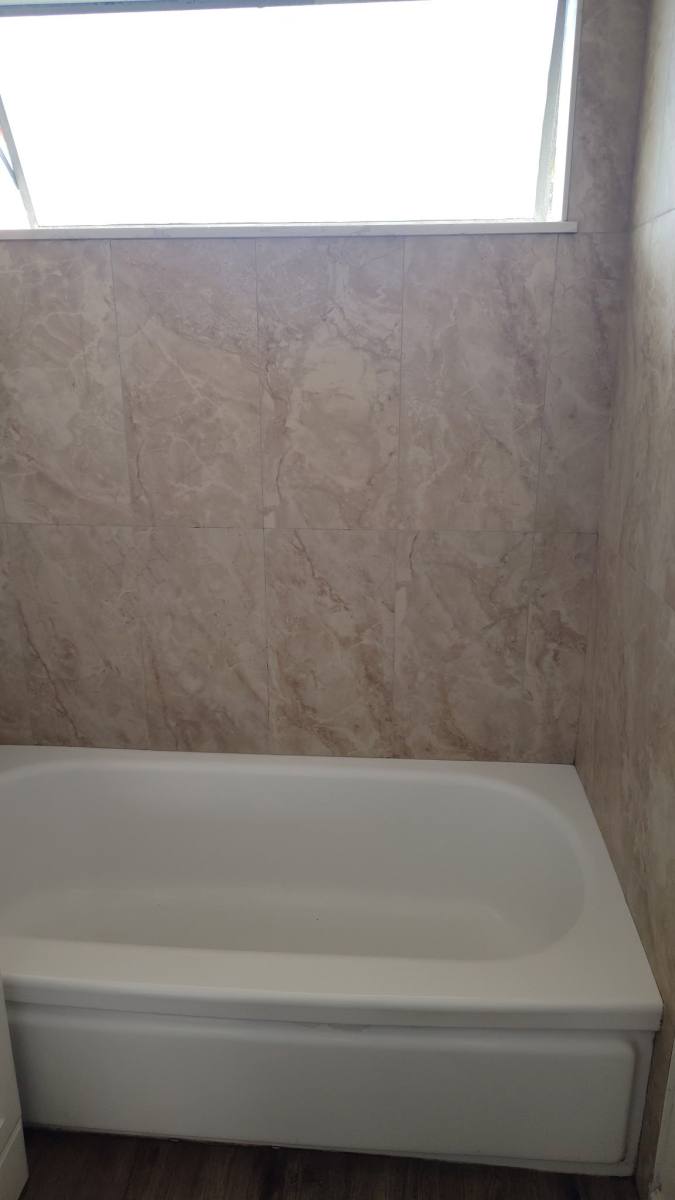 Apartment for rent at 8123 Otis St #DOWNSTAIRS, South Gate, CA 90280