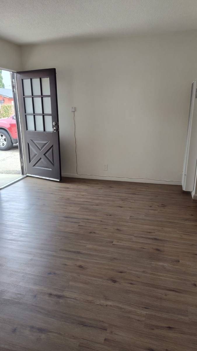 Apartment for rent at 8123 Otis St #DOWNSTAIRS, South Gate, CA 90280