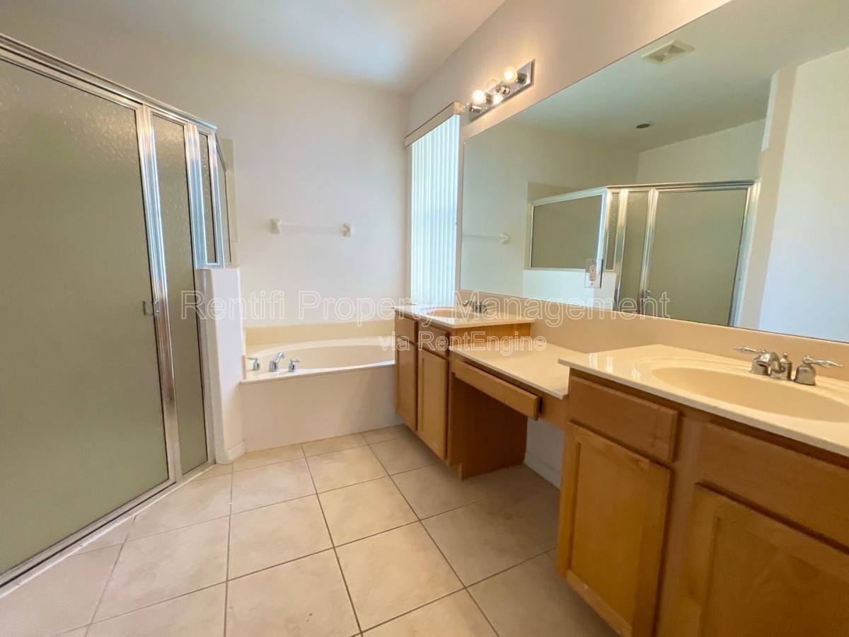 House for rent at 17038 Tremont St, Fort Myers, FL 33908