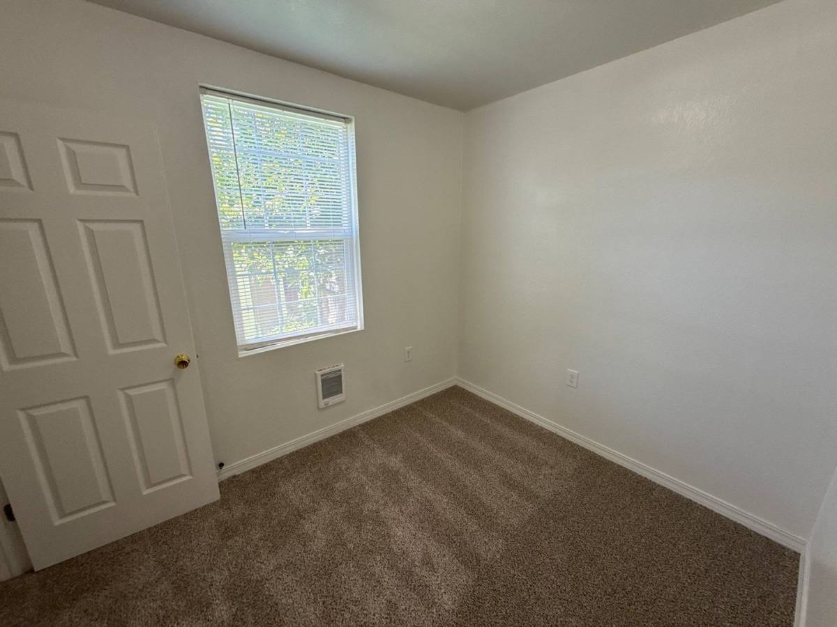Apartment for rent at 647 Columbia St NE #647, Salem, OR 97301