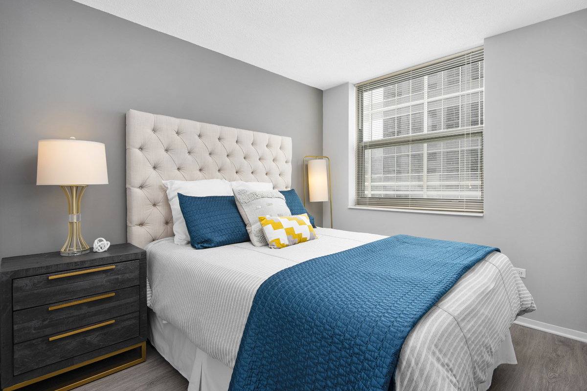 Apartment for rent at 180 N Jefferson St, Chicago, IL 60661