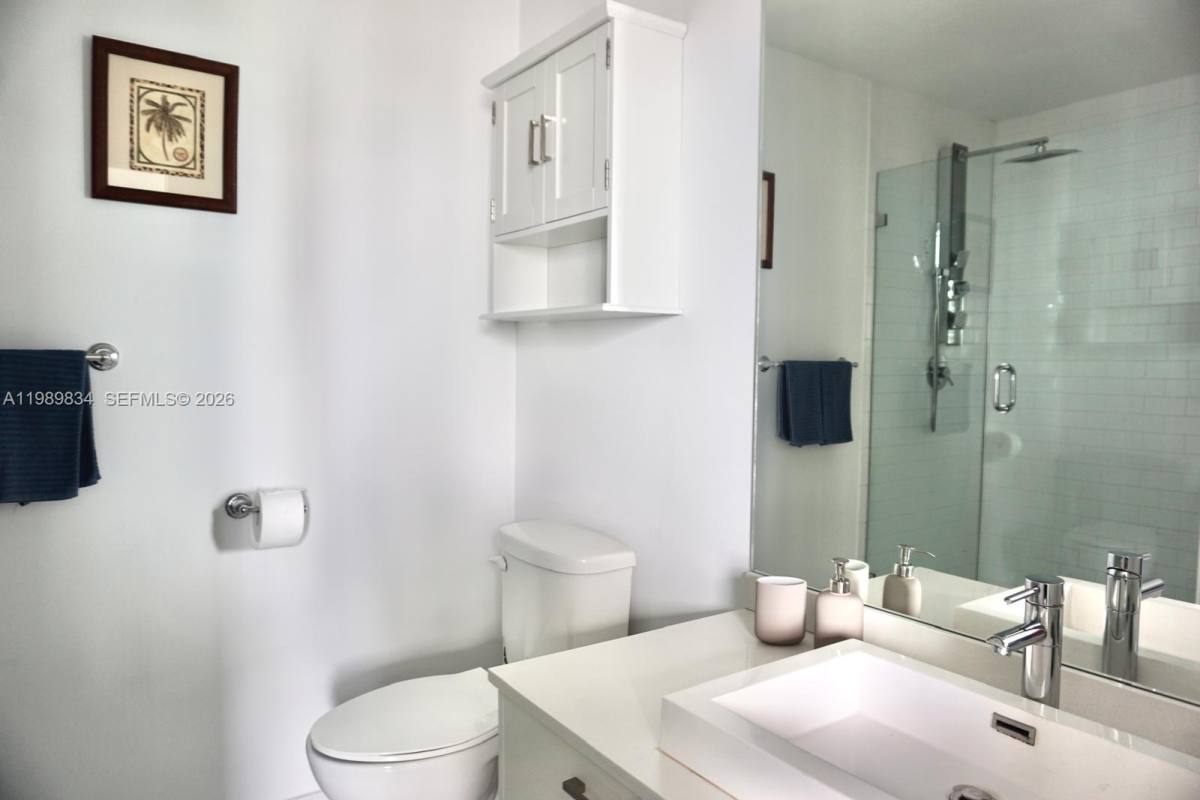 Apartment for rent at 151 SE 1st St #3304, Miami, FL 33131
