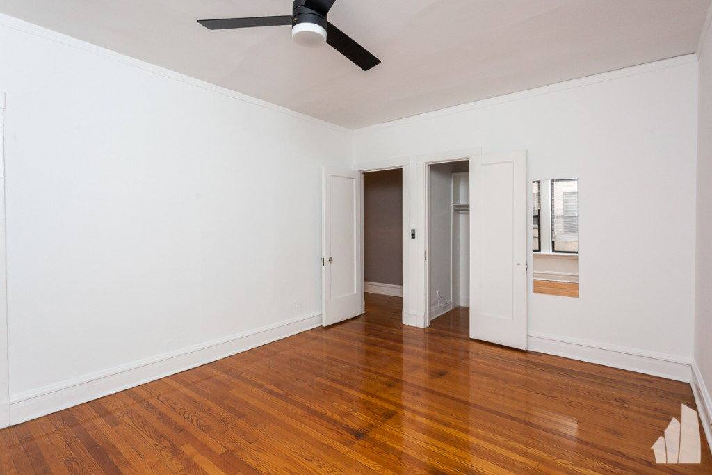 Apartment for rent at 439 W Melrose St #45-2A, Chicago, IL 60657