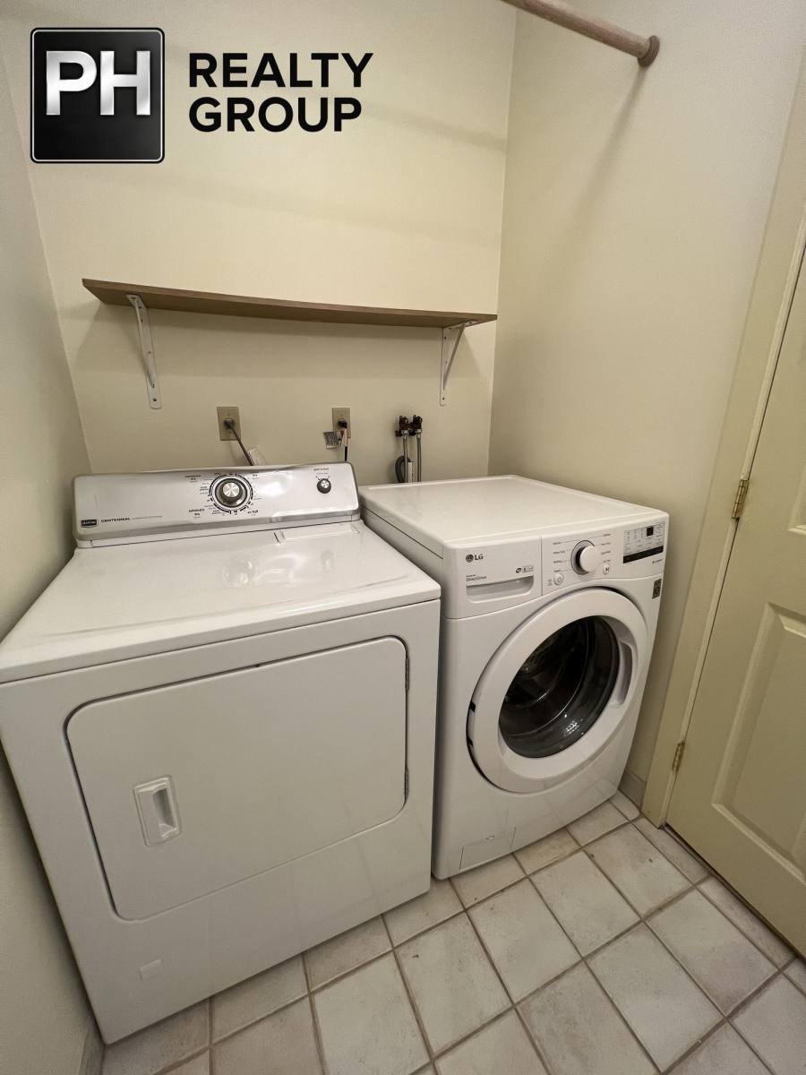 Apartment for rent at 31 Channing St #1, Newton, MA 02458