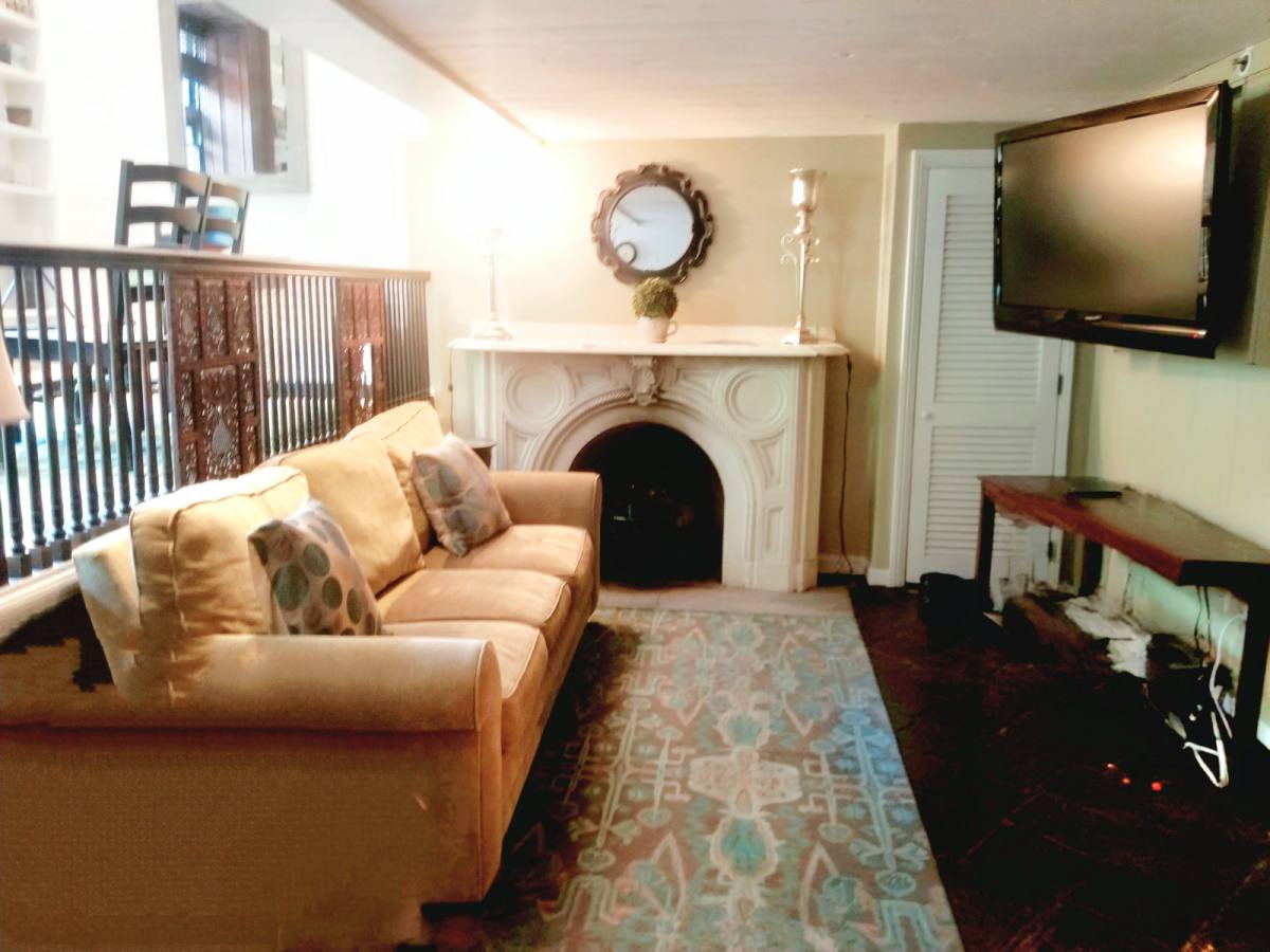 Apartment for rent at 113 Beacon St #22B, Boston, MA 02116