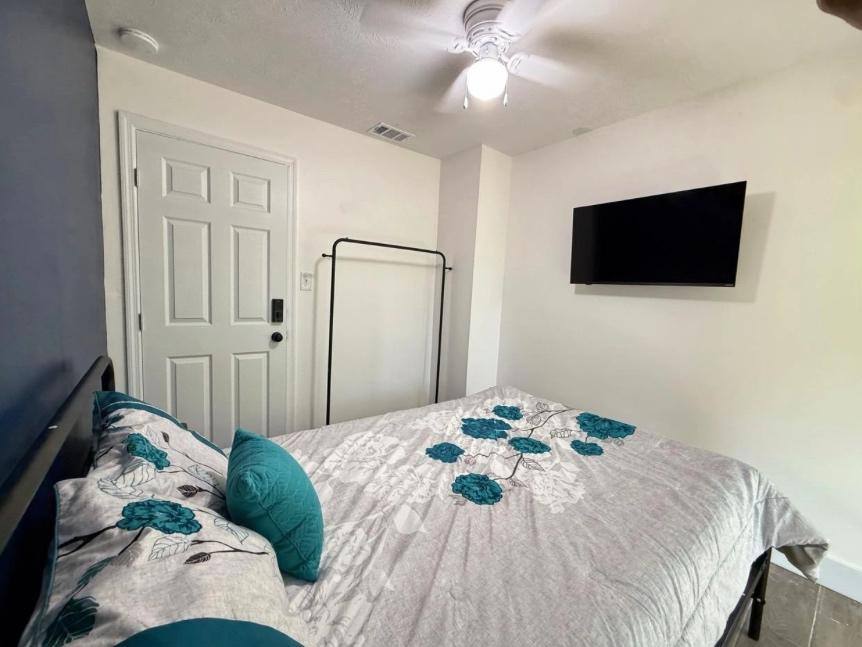 Apartment for rent at 5140 River Bluff Lane, Jacksonville, FL 32211