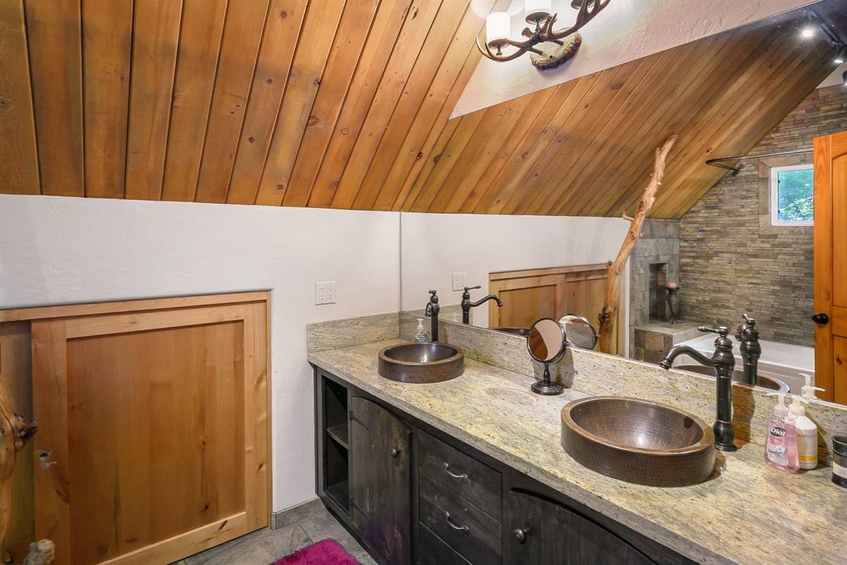 House for rent at 358 Klamath Dr #V057, Cedar Glen, CA 92321