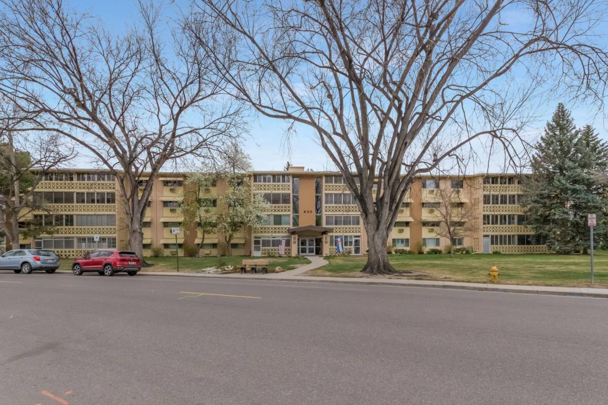 Apartment for rent at 650 S Clinton St #4A, Denver, CO 80247