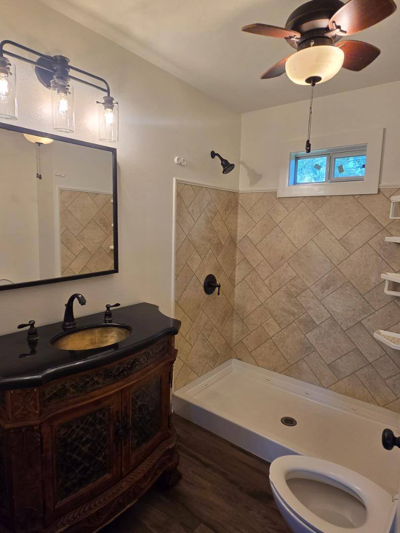 House for rent at 206 Cooper St, Lindale, TX 75771