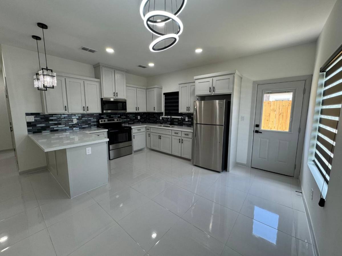 Apartment for rent at 2421 Indian Creek Ave #3, McAllen, TX 78504