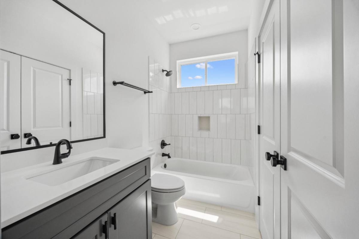 House for rent at 835 Elkhart St #F, Houston, TX 77091