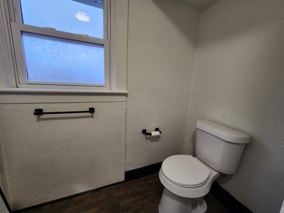 Apartment for rent at 115 Dawes Ave #2, Akron, OH 44302
