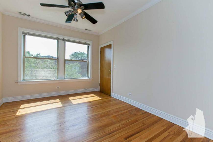 Apartment for rent at 1212 W Waveland, Chicago, IL 60613