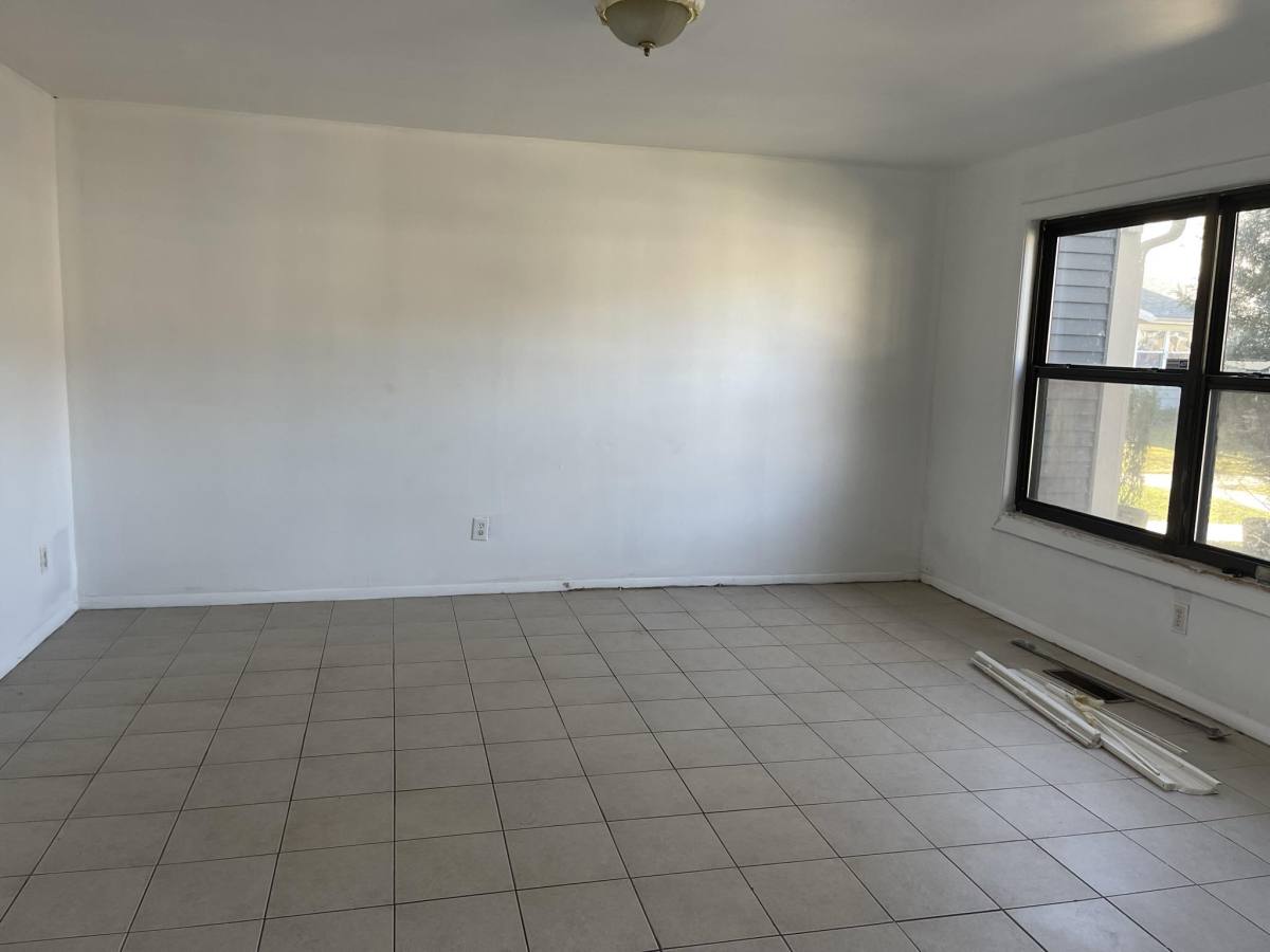 Townhouse for rent at 25 Memphis Court, Sicklerville, NJ 08081