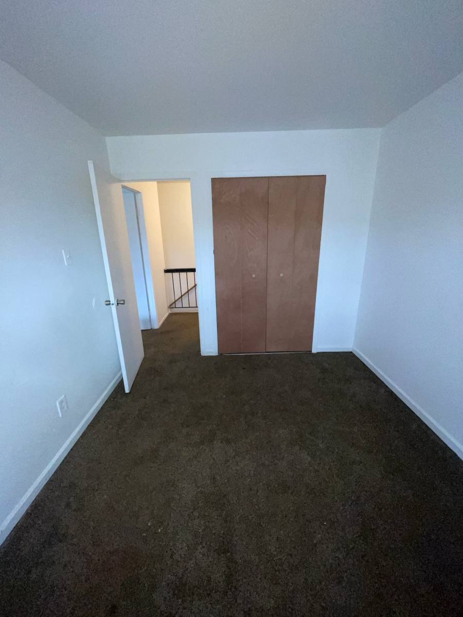 Townhouse for rent at 25 Memphis Court, Sicklerville, NJ 08081