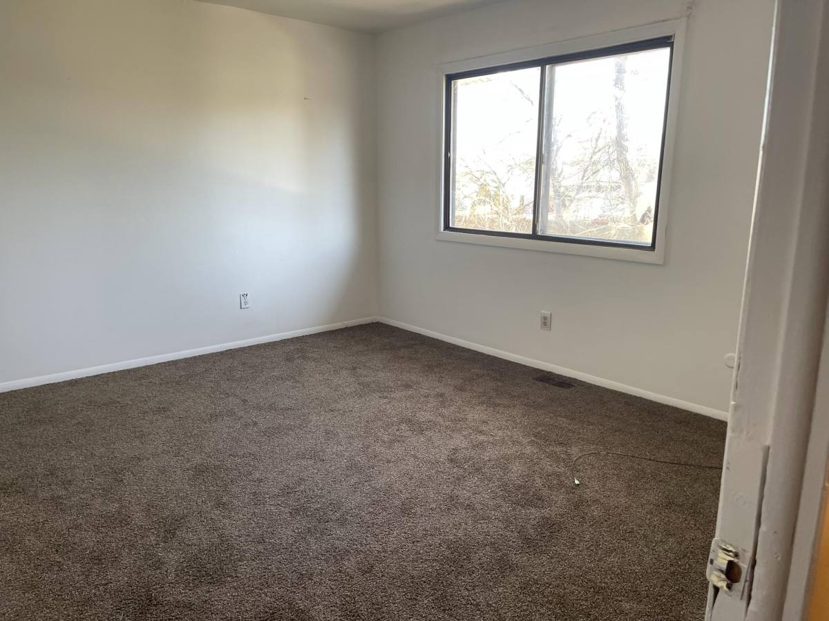 Townhouse for rent at 25 Memphis Court, Sicklerville, NJ 08081