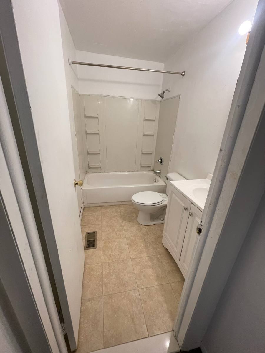 Townhouse for rent at 25 Memphis Court, Sicklerville, NJ 08081